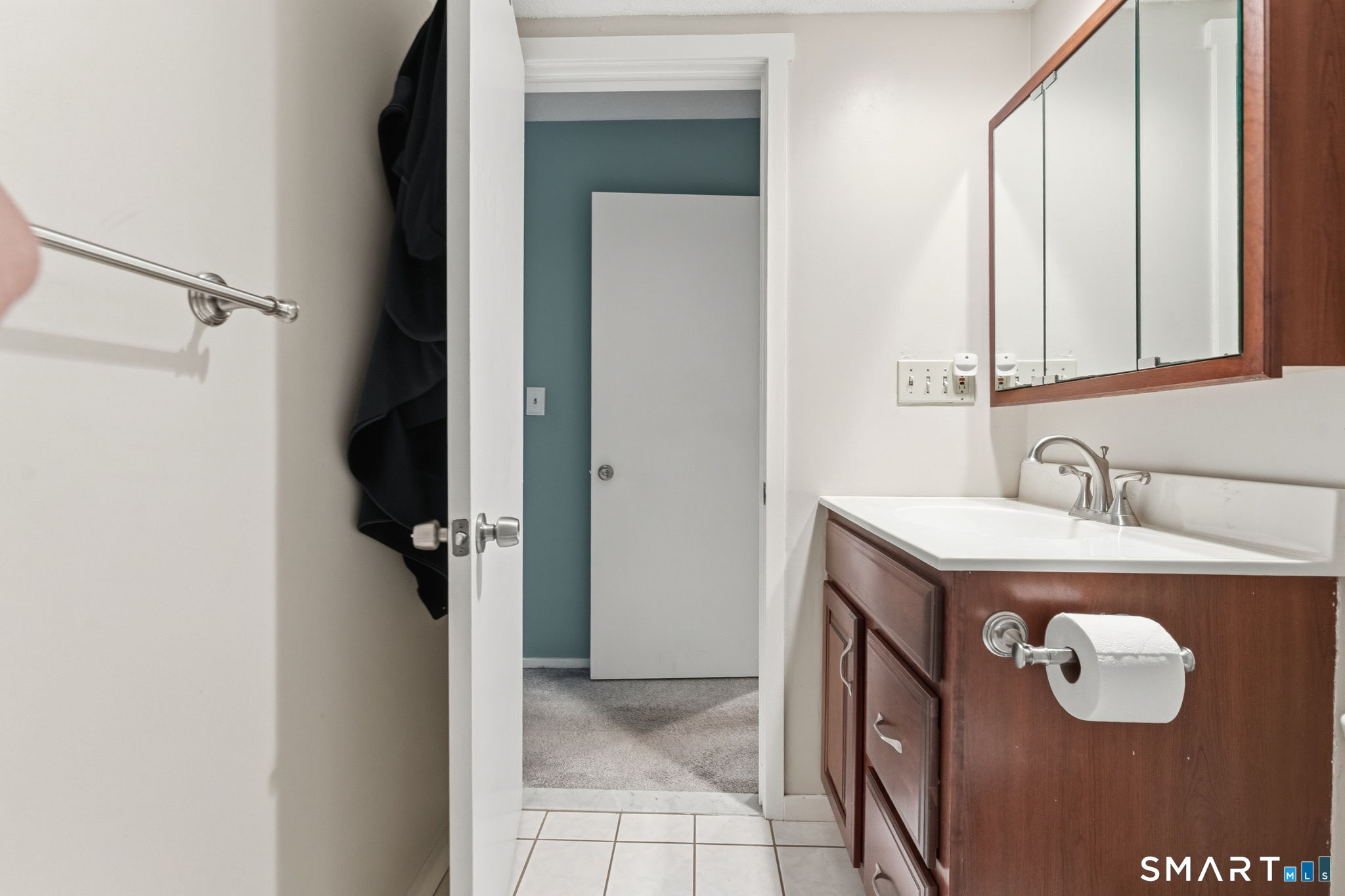 11 Willow Lane Avon CT 06001