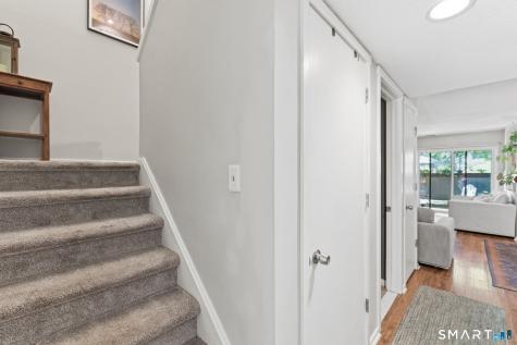 11 Willow Lane Avon CT 06001
