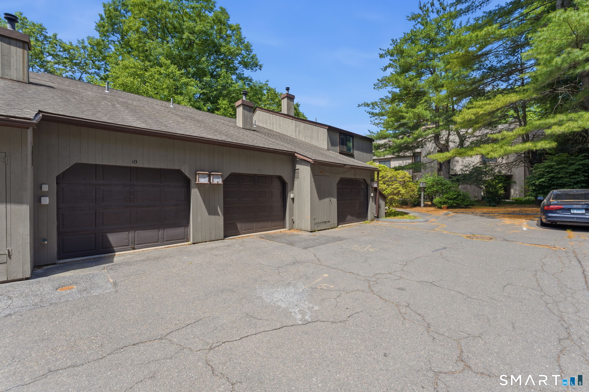 11 Willow Lane Avon CT 06001
