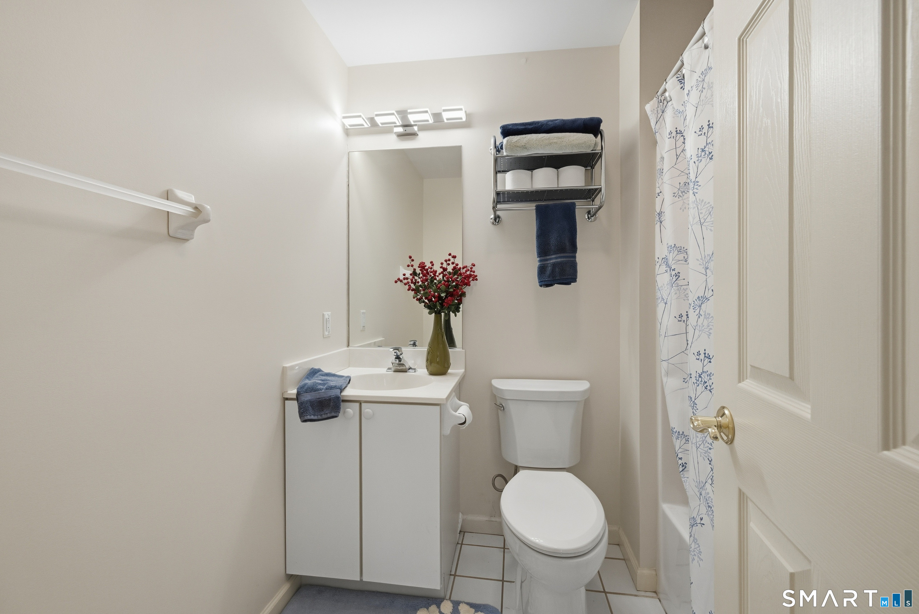 1801 Larson Drive Danbury CT 06810