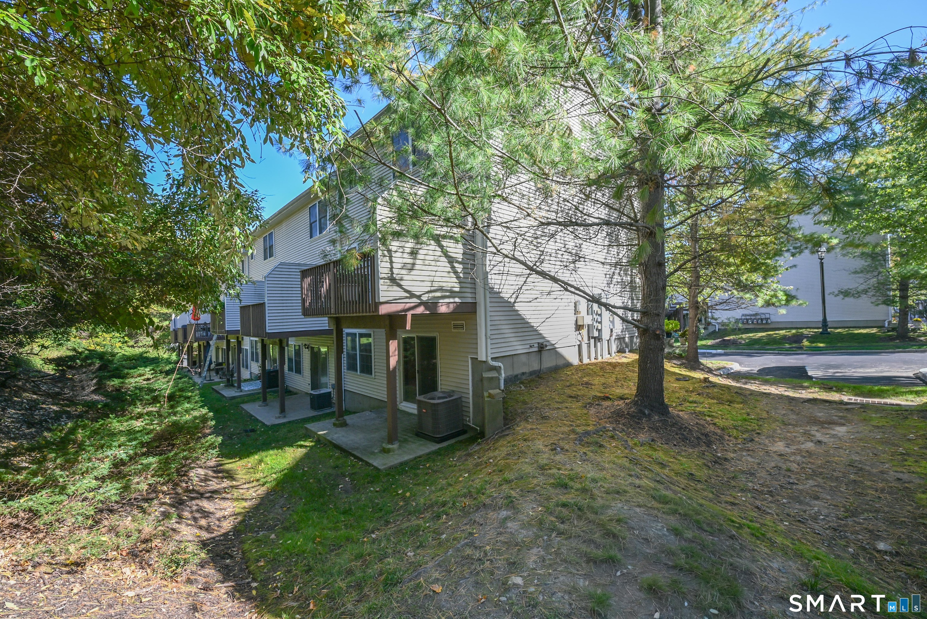 1801 Larson Drive Danbury CT 06810