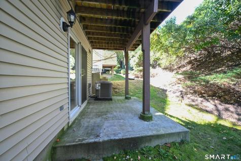 1801 Larson Drive Danbury CT 06810