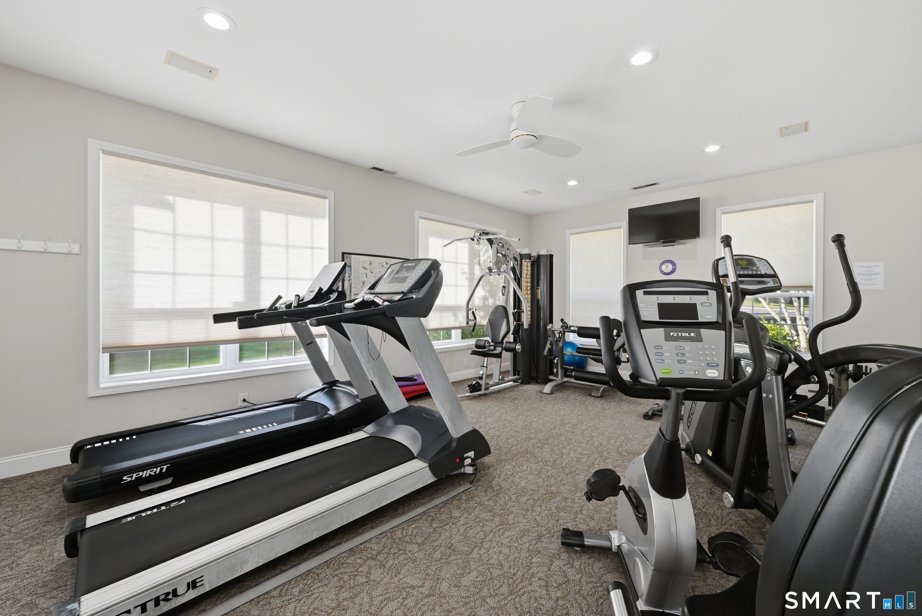 1801 Larson Drive Danbury CT 06810