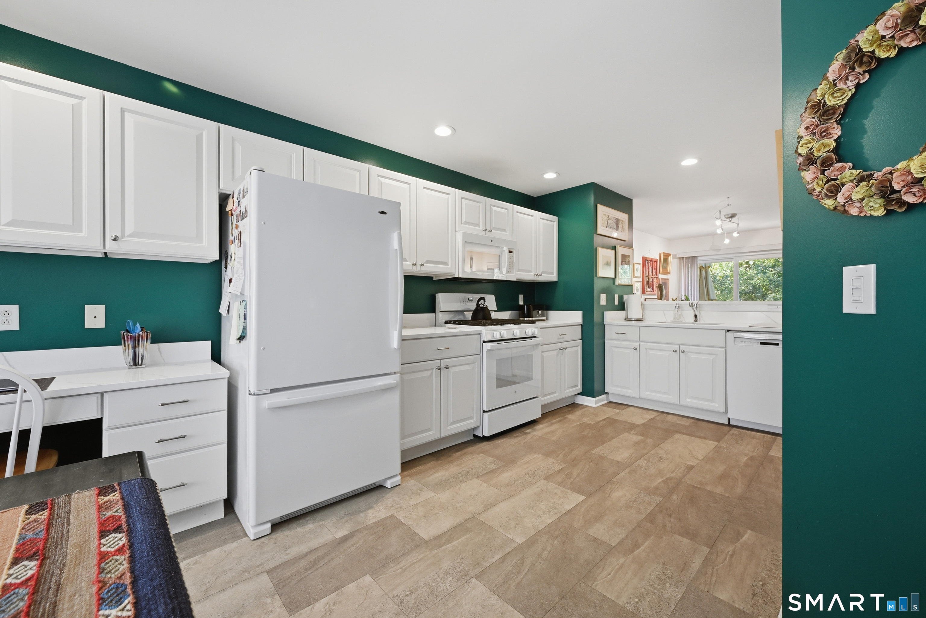 1801 Larson Drive Danbury CT 06810