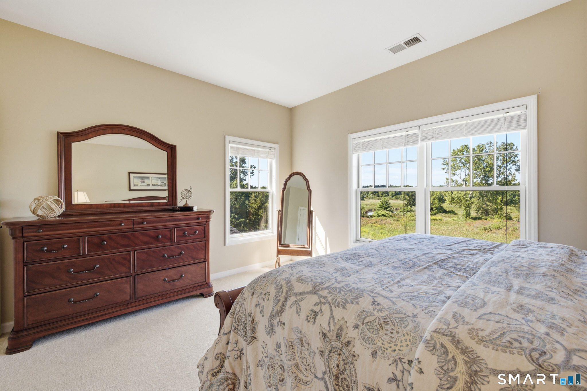 502 Dzen Way South Windsor CT 06074