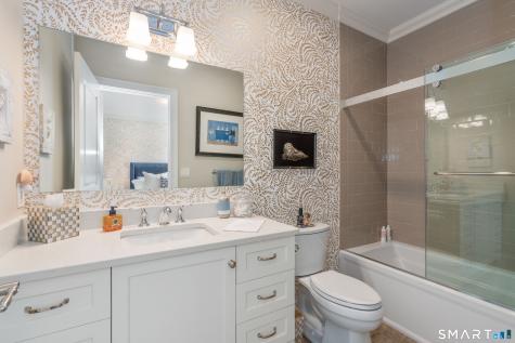 788 Farmington Avenue Farmington CT 06032