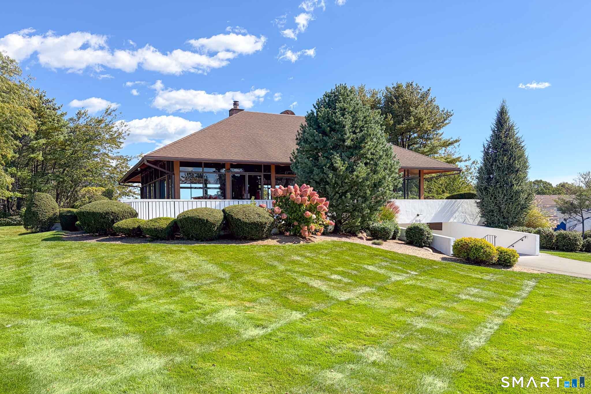 337 Monticello Drive Branford CT 06405
