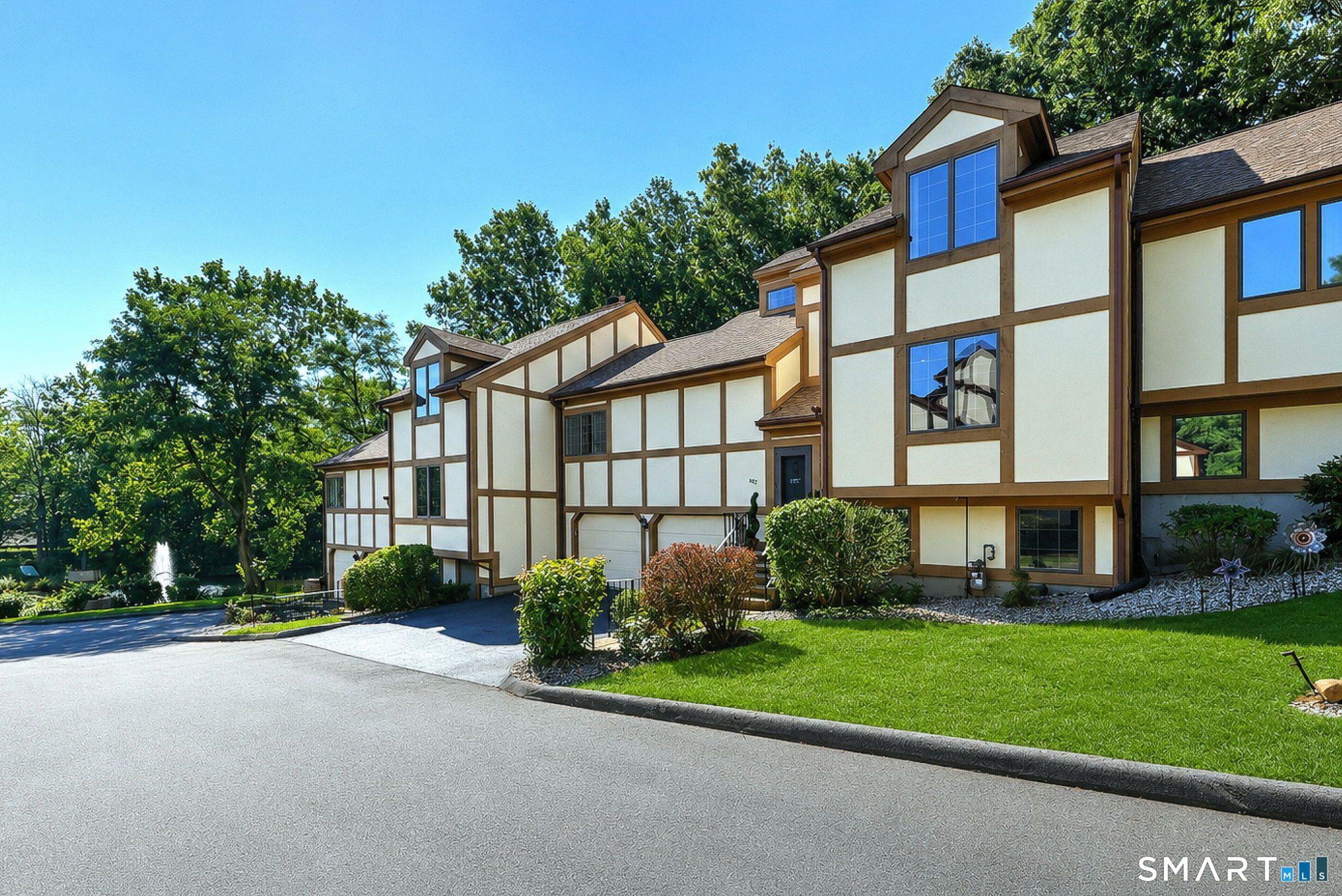 690 Forest Road West Haven CT 06516