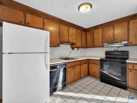 25 Coronado Drive Newington CT 06111