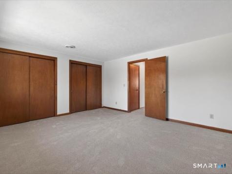 25 Coronado Drive Newington CT 06111