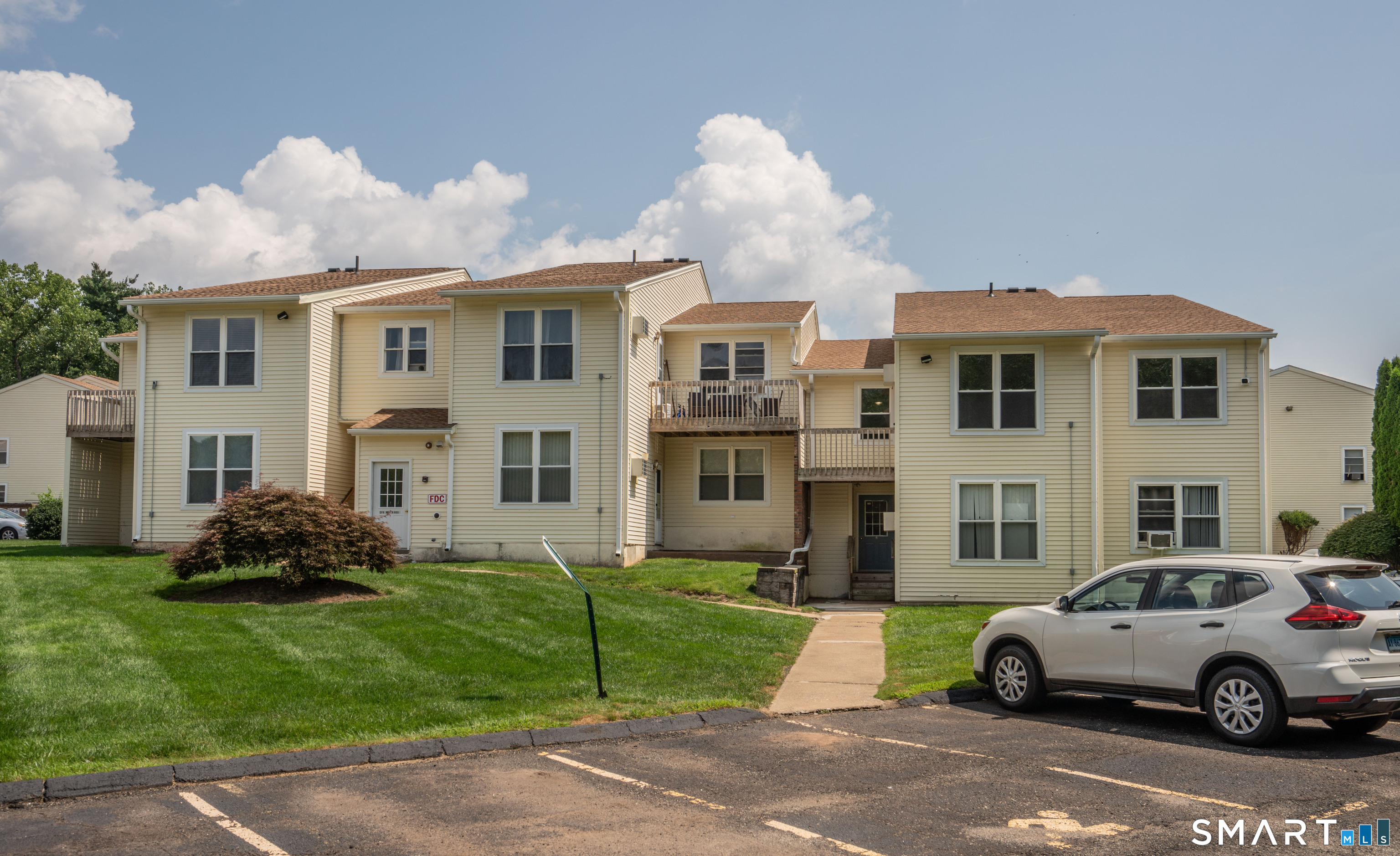 949 Pleasant Valley Road South Windsor CT 06074