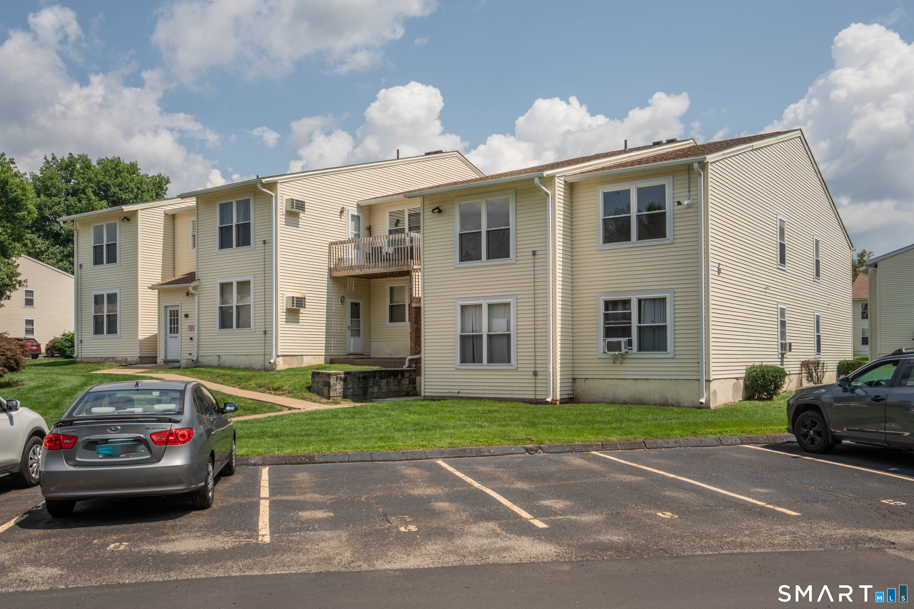 949 Pleasant Valley Road South Windsor CT 06074