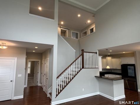 11 Bleeker Circle North Haven CT 06473