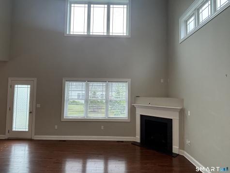 11 Bleeker Circle North Haven CT 06473