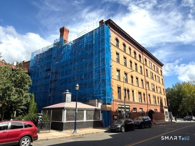 1 Linden Place Hartford CT 06106