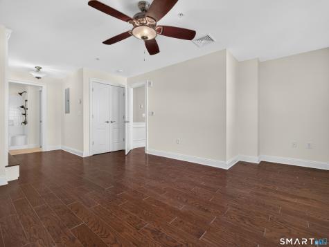 461 Bank Street New London CT 06320