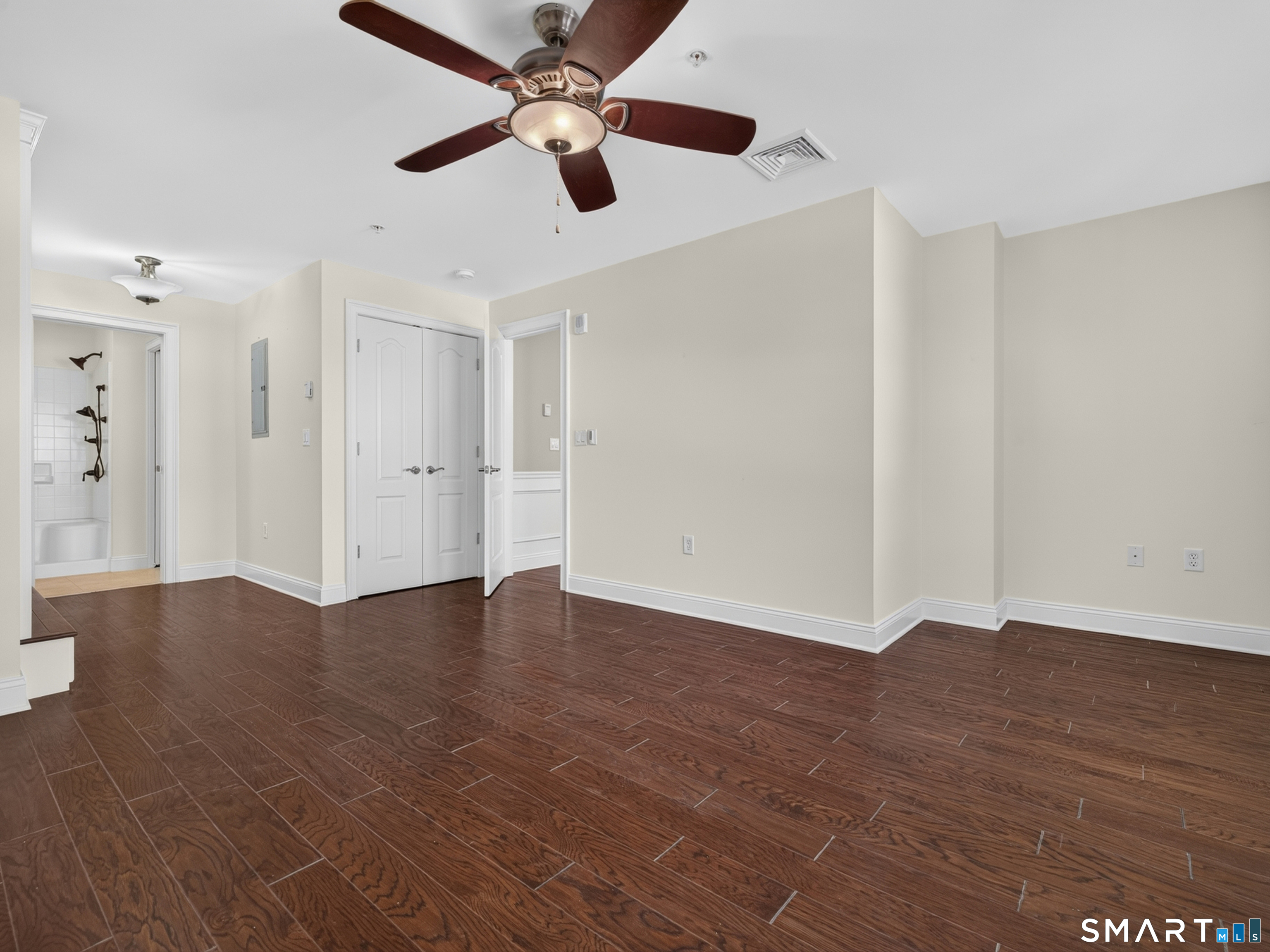 461 Bank Street New London CT 06320