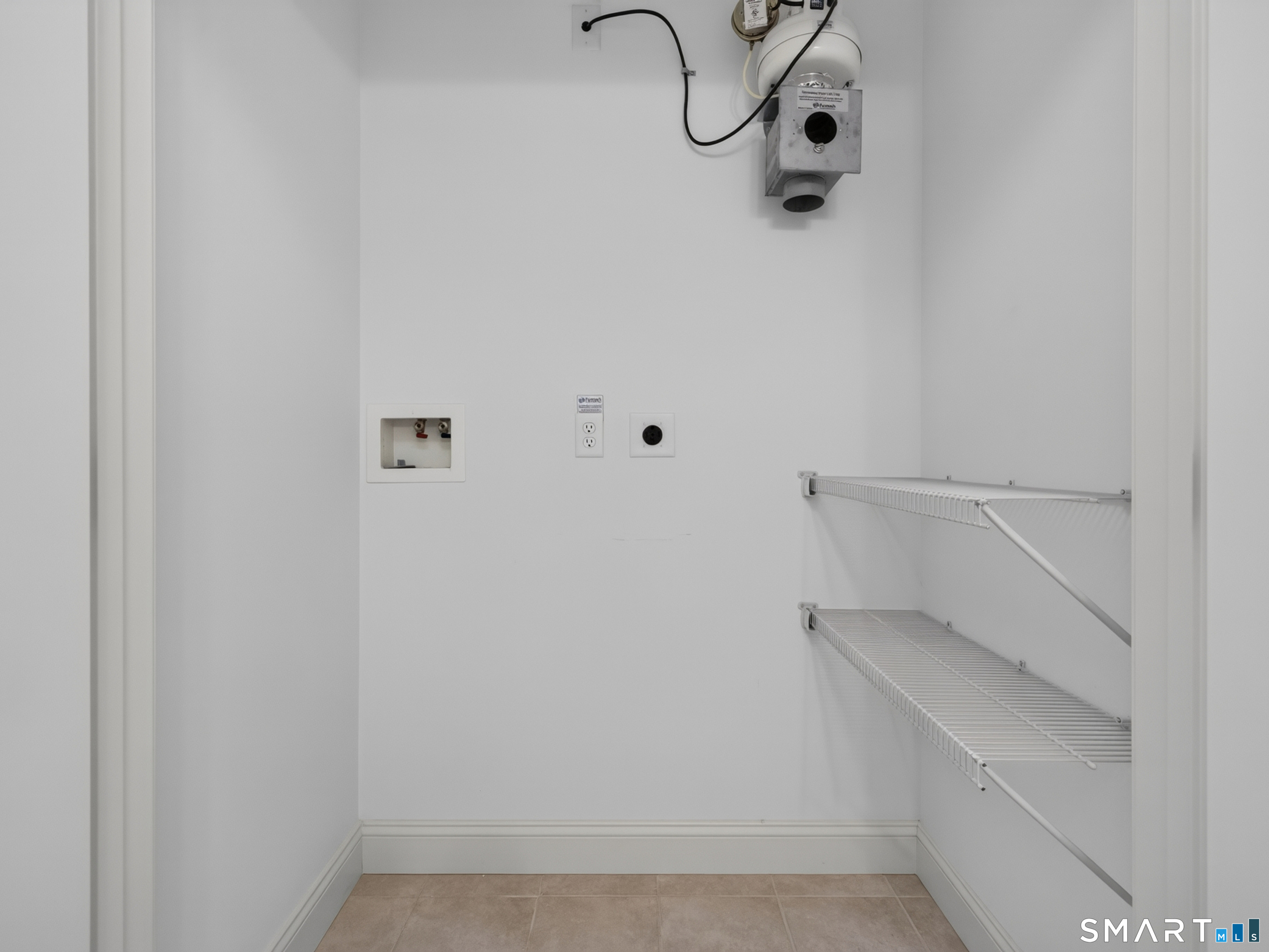 461 Bank Street New London CT 06320