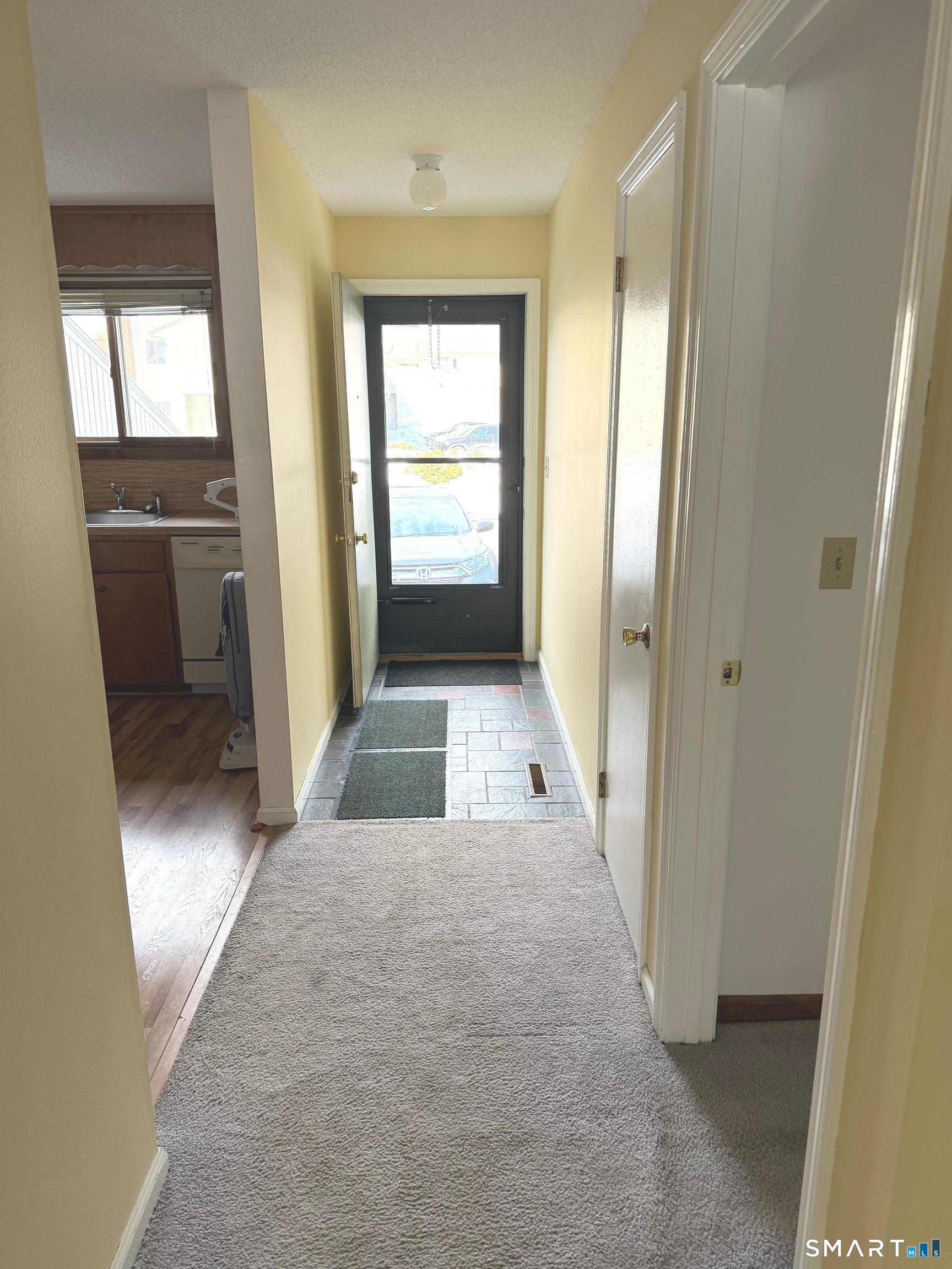 1503 Summer Hill Drive South Windsor CT 06074