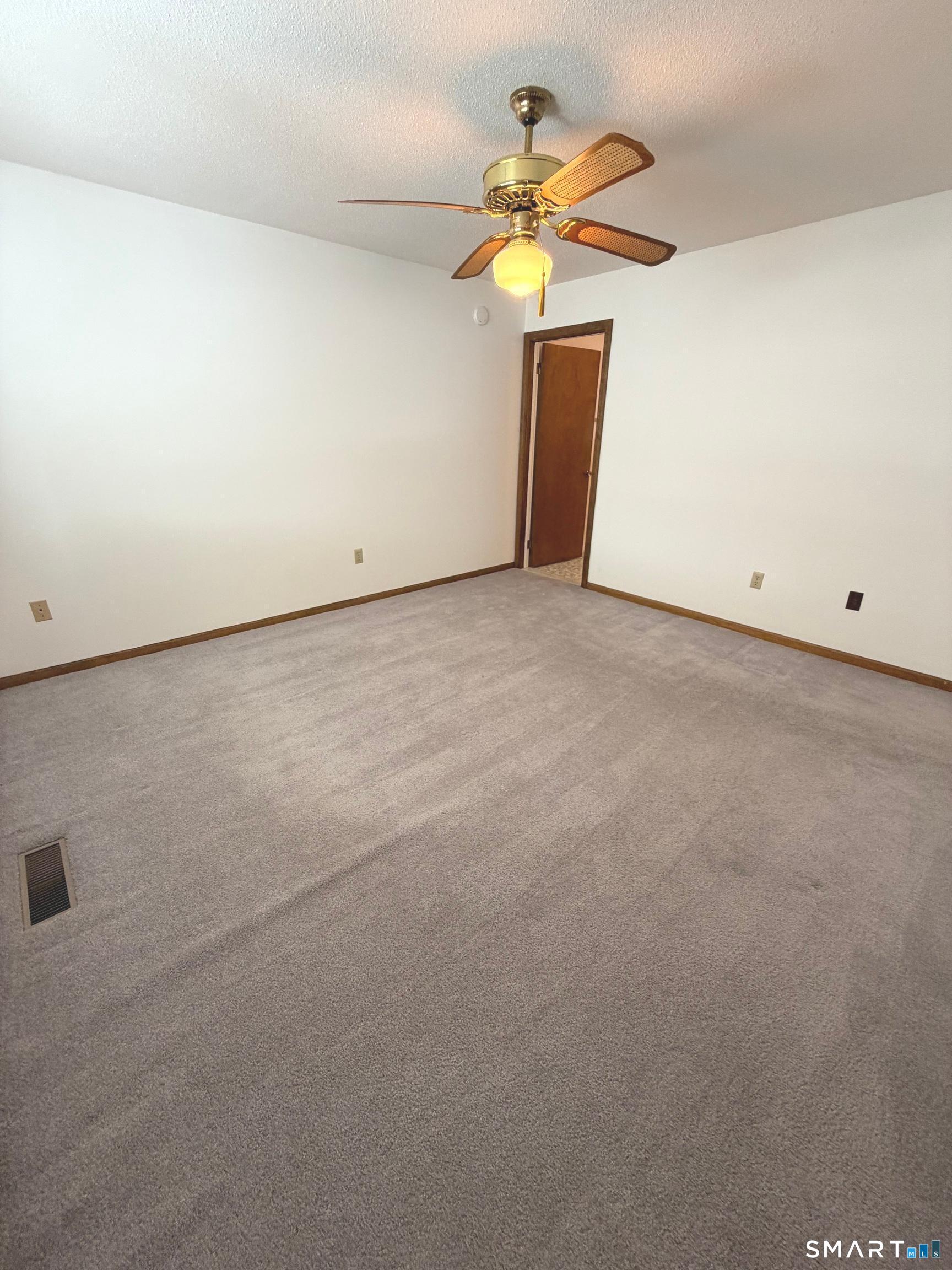 1503 Summer Hill Drive South Windsor CT 06074