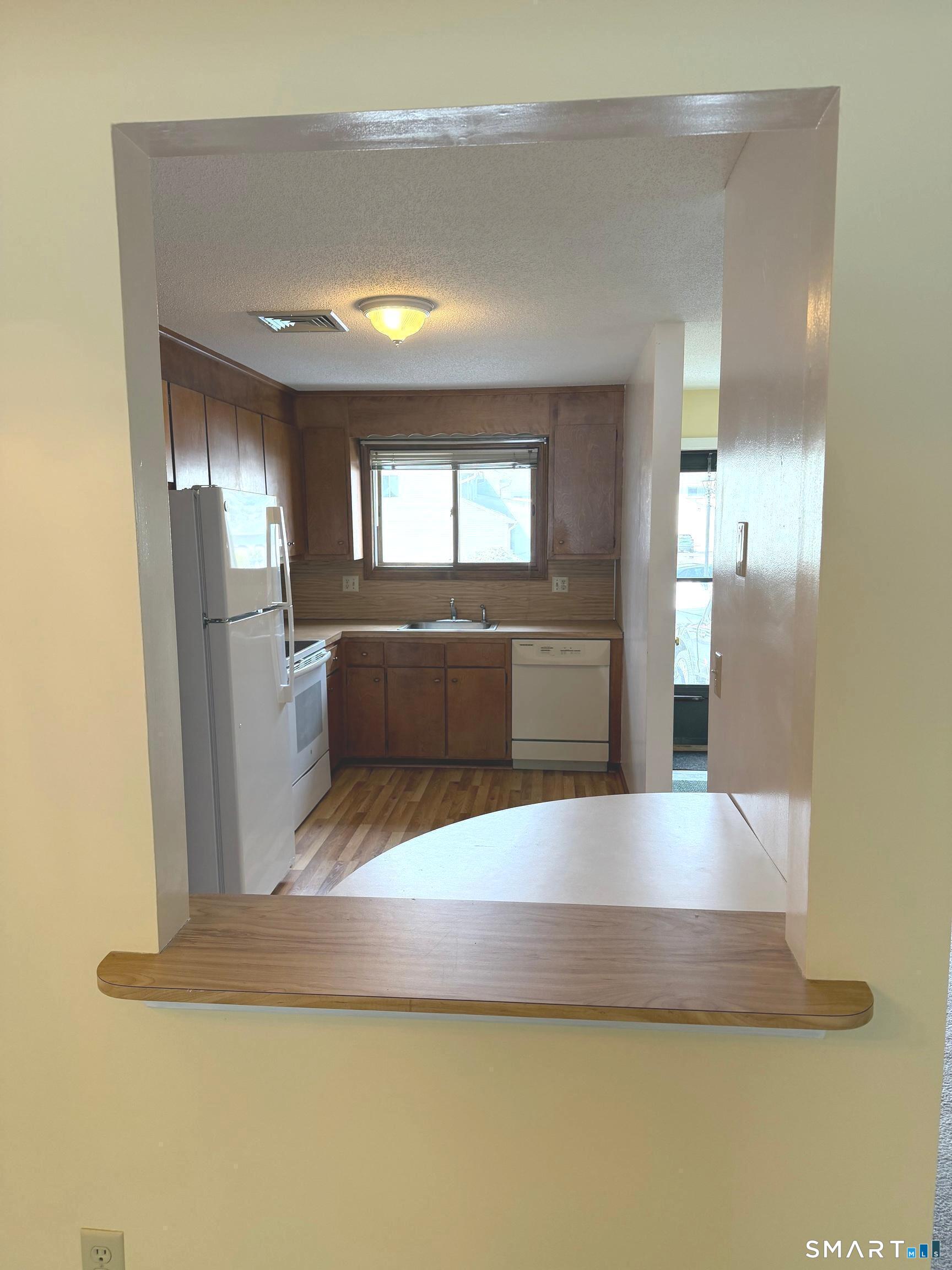 1503 Summer Hill Drive South Windsor CT 06074