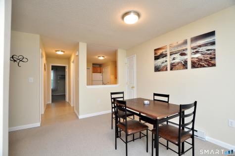 90 Wellington Drive Farmington CT 06032