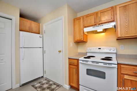 90 Wellington Drive Farmington CT 06032
