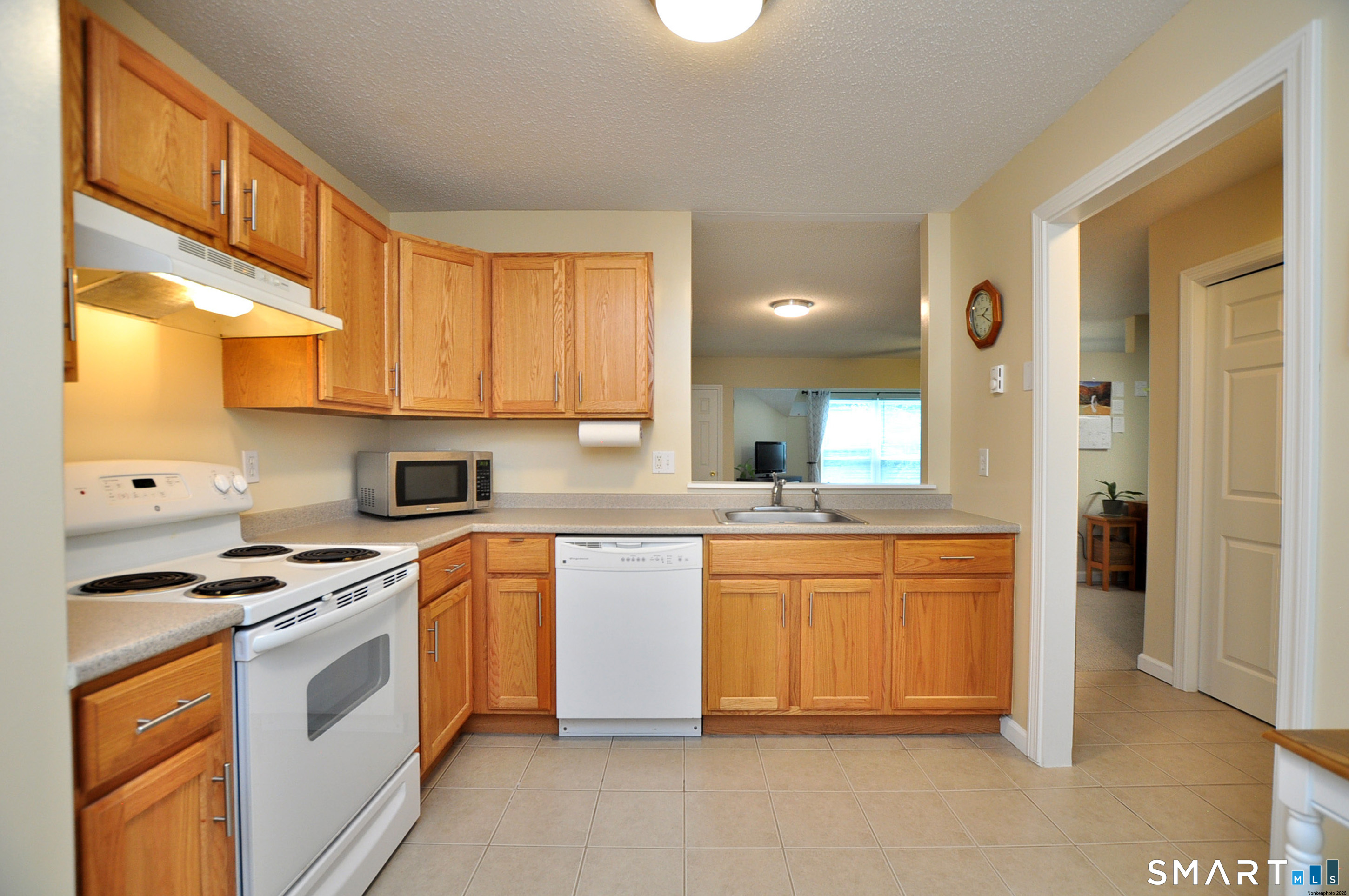 90 Wellington Drive Farmington CT 06032