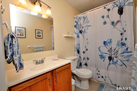 90 Wellington Drive Farmington CT 06032