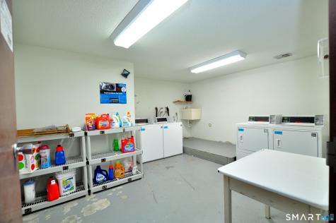 90 Wellington Drive Farmington CT 06032