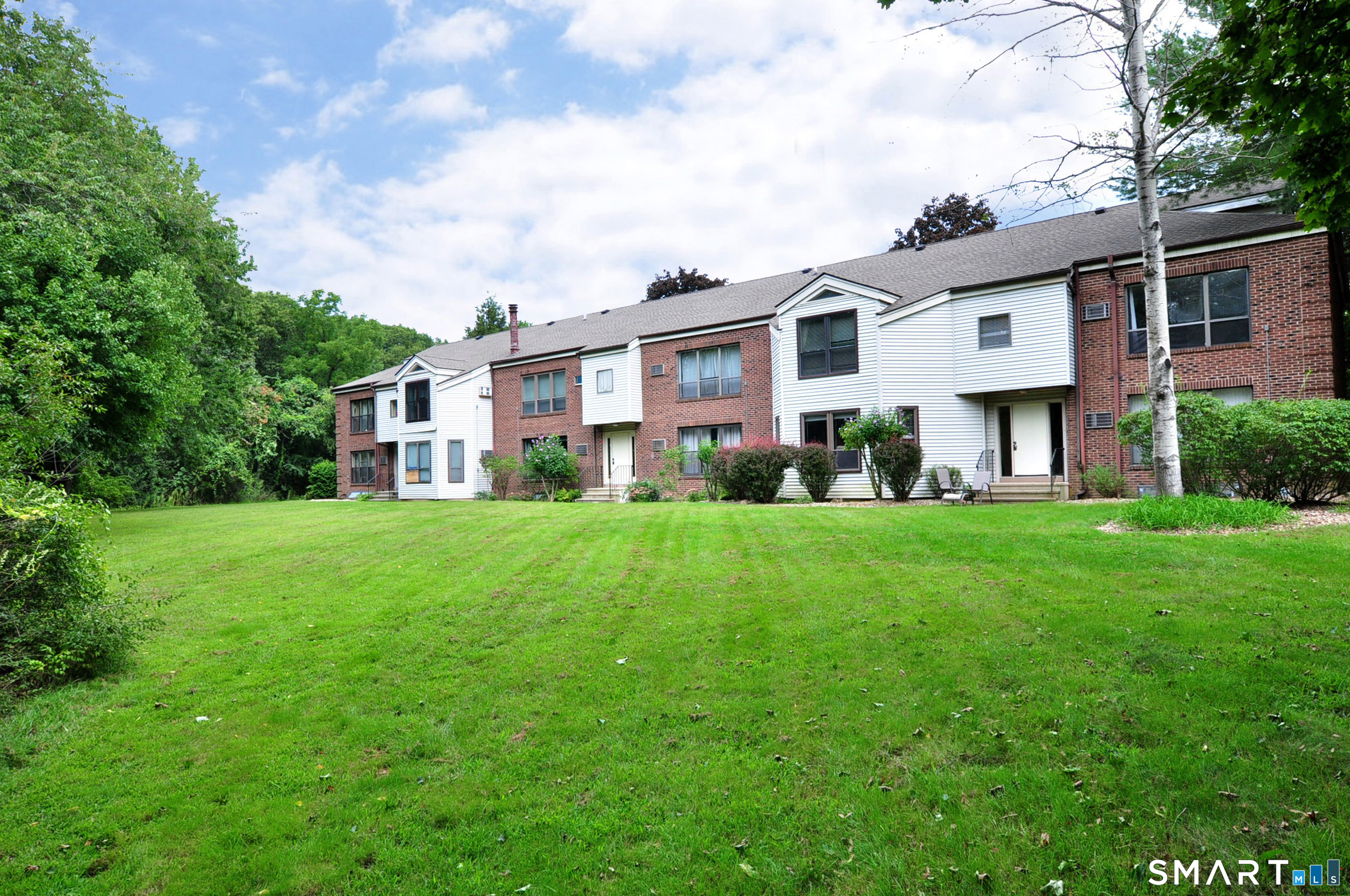 90 Wellington Drive Farmington CT 06032