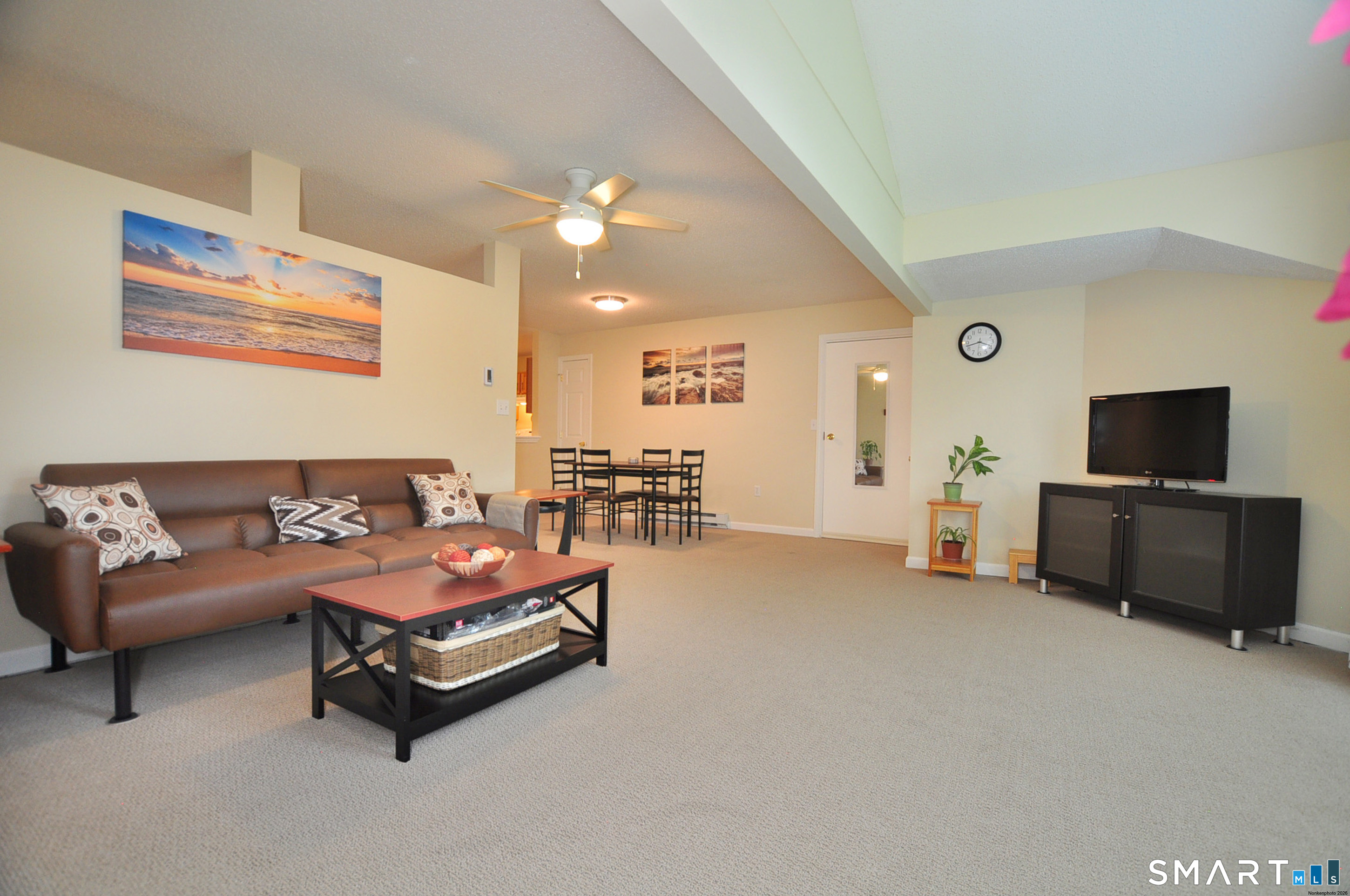 90 Wellington Drive Farmington CT 06032