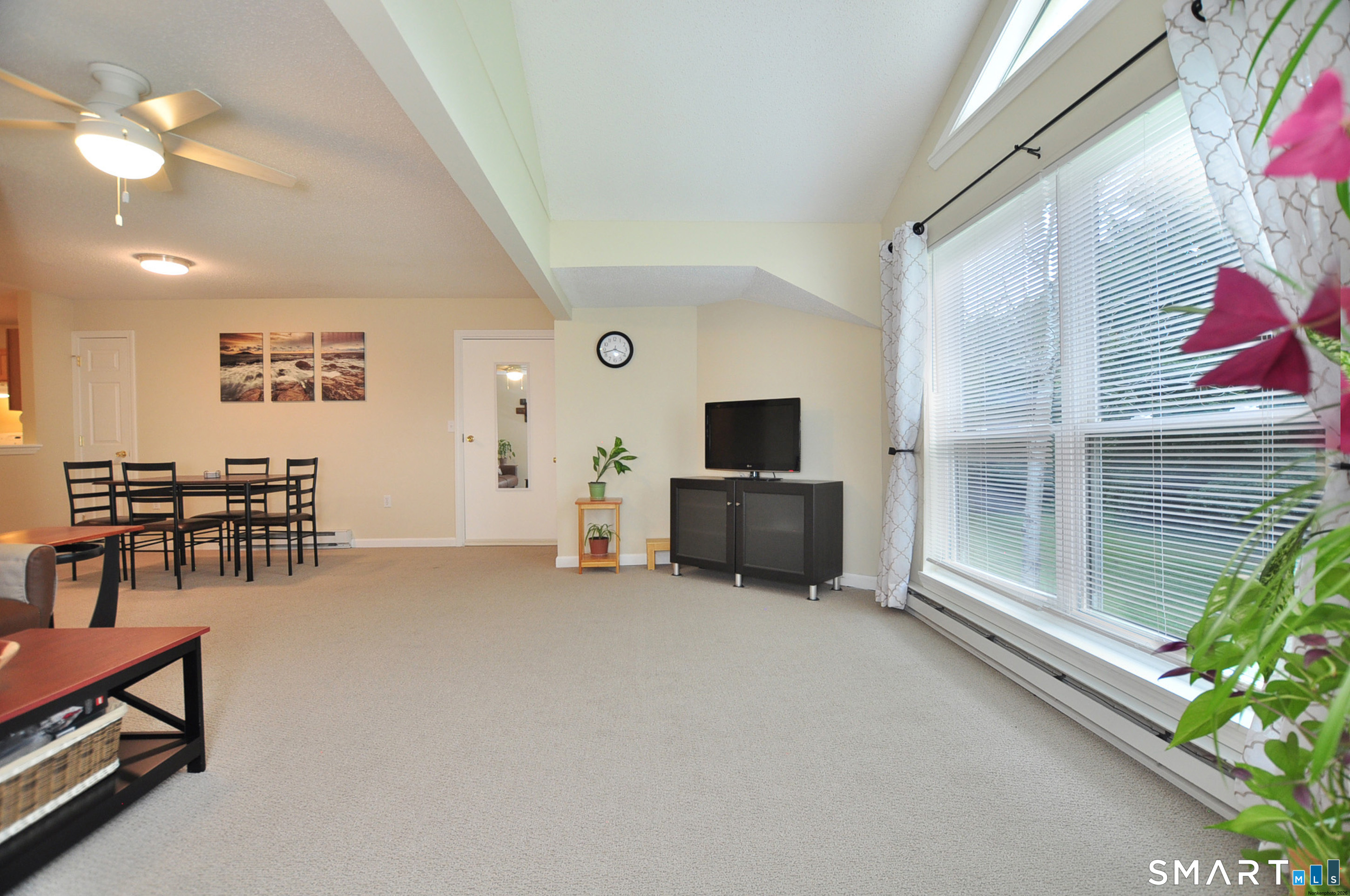 90 Wellington Drive Farmington CT 06032
