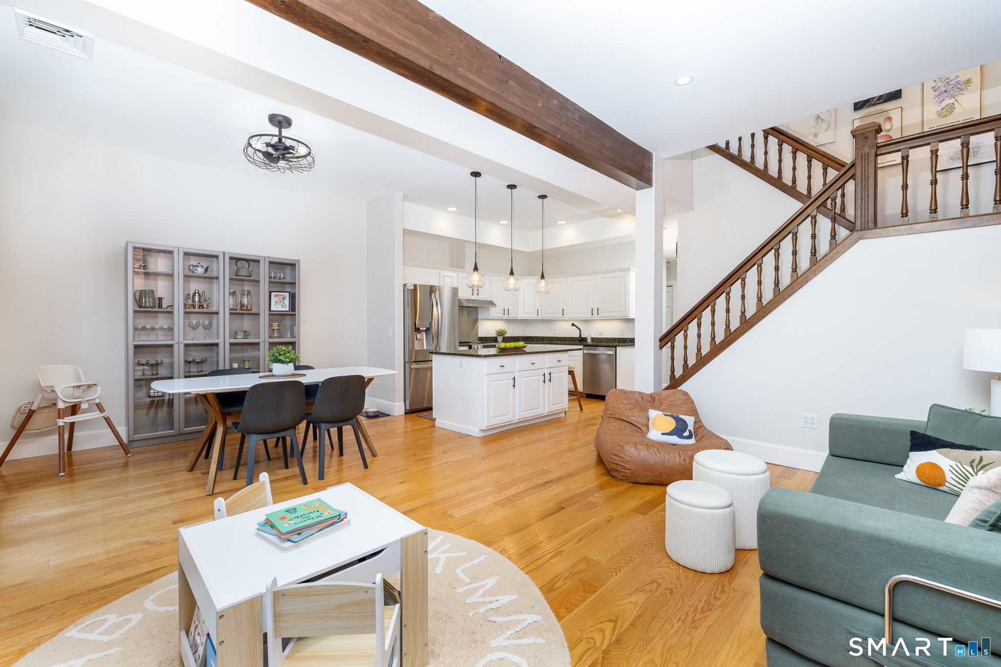 3 Linden Place Hartford CT 06106