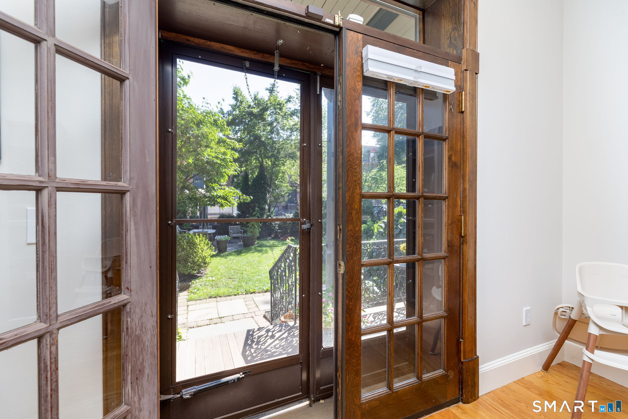 3 Linden Place Hartford CT 06106