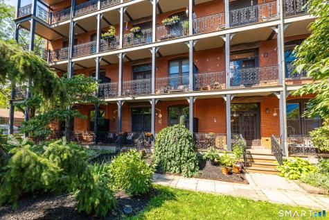 3 Linden Place Hartford CT 06106
