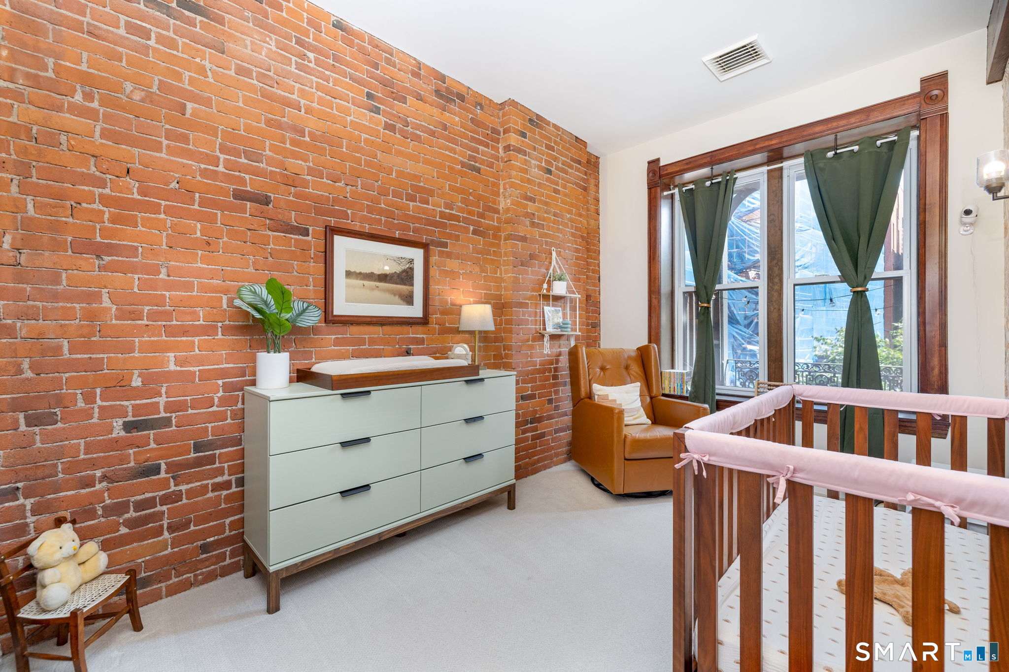 3 Linden Place Hartford CT 06106