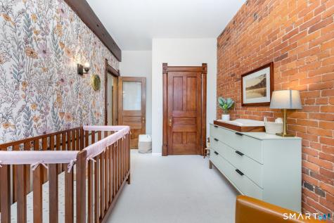 3 Linden Place Hartford CT 06106
