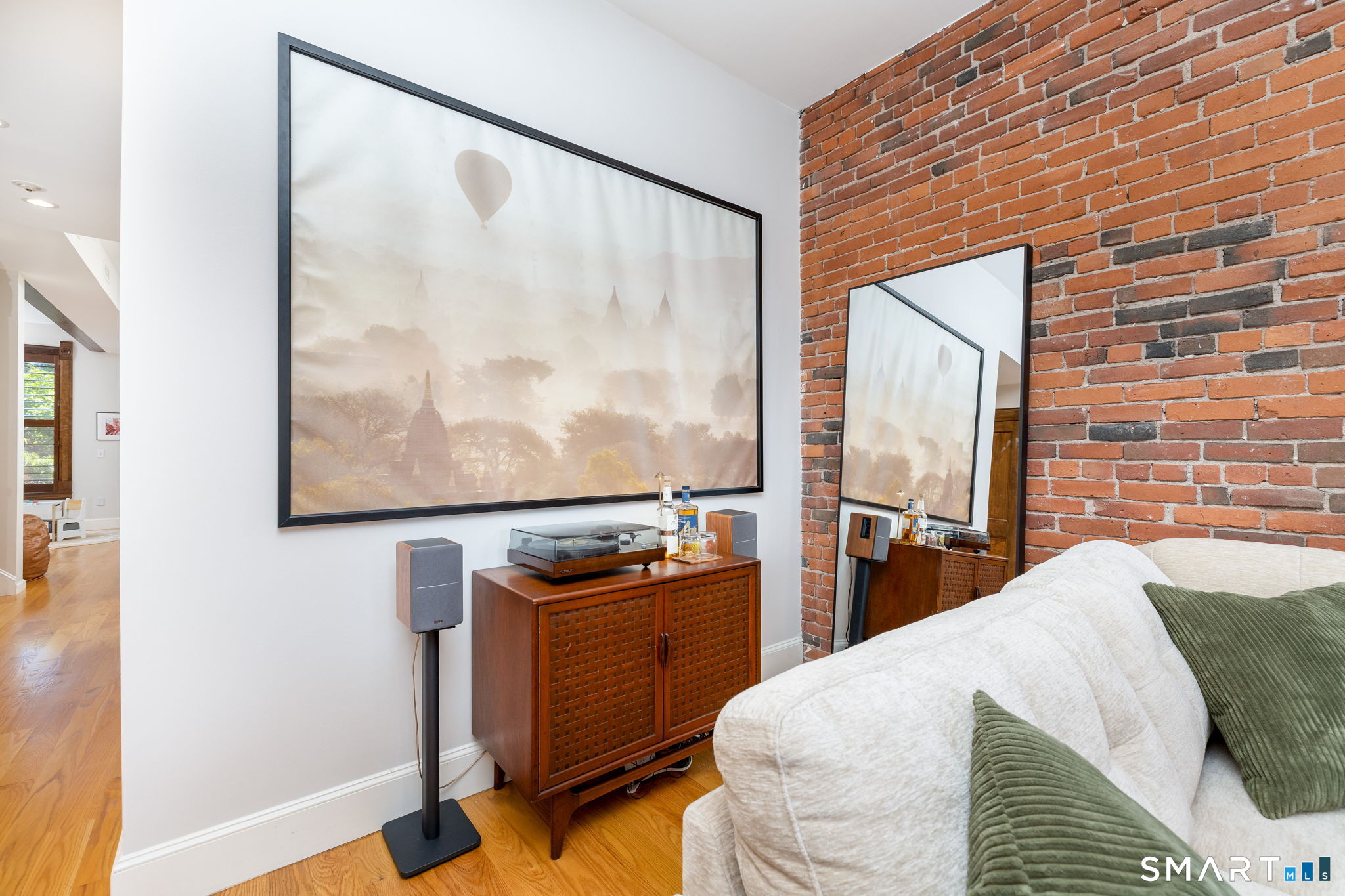 3 Linden Place Hartford CT 06106