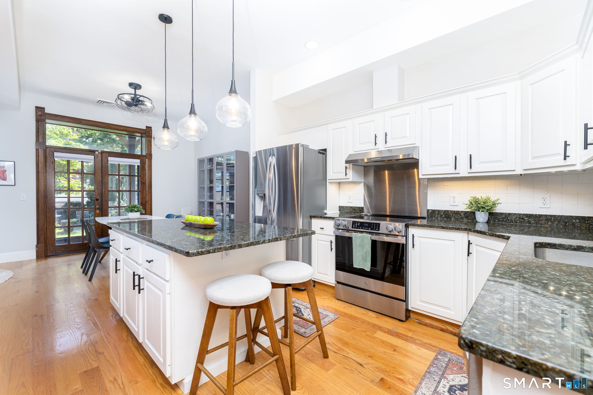 3 Linden Place Hartford CT 06106