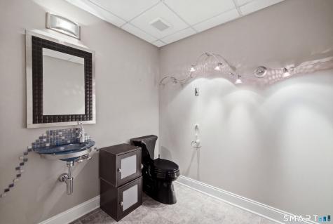 2614 Boston Post Road Guilford CT 06437