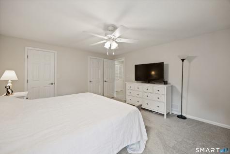 697 South End Road Southington CT 06479