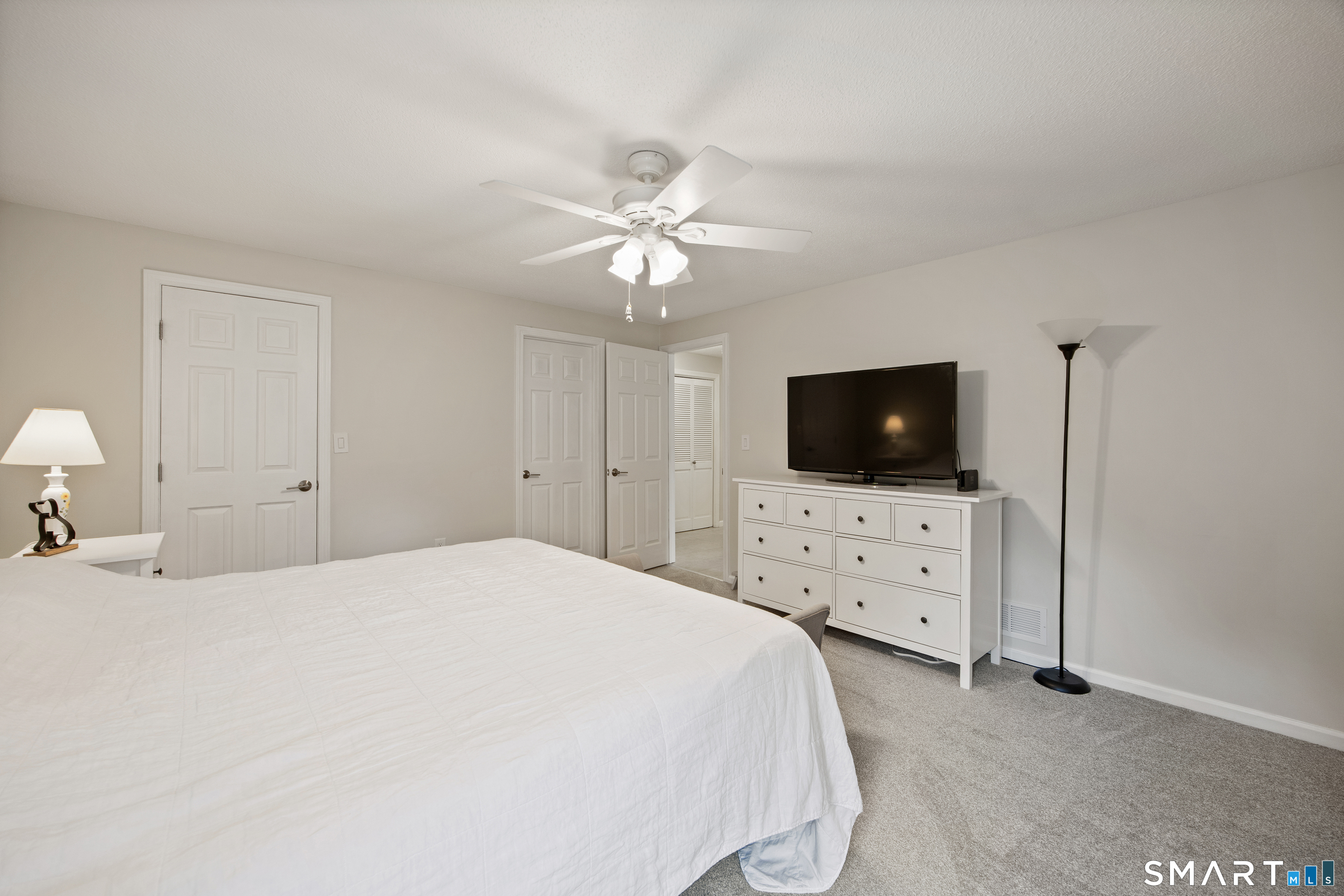 697 South End Road Southington CT 06479