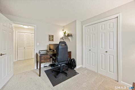 697 South End Road Southington CT 06479