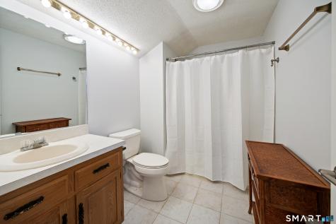 697 South End Road Southington CT 06479