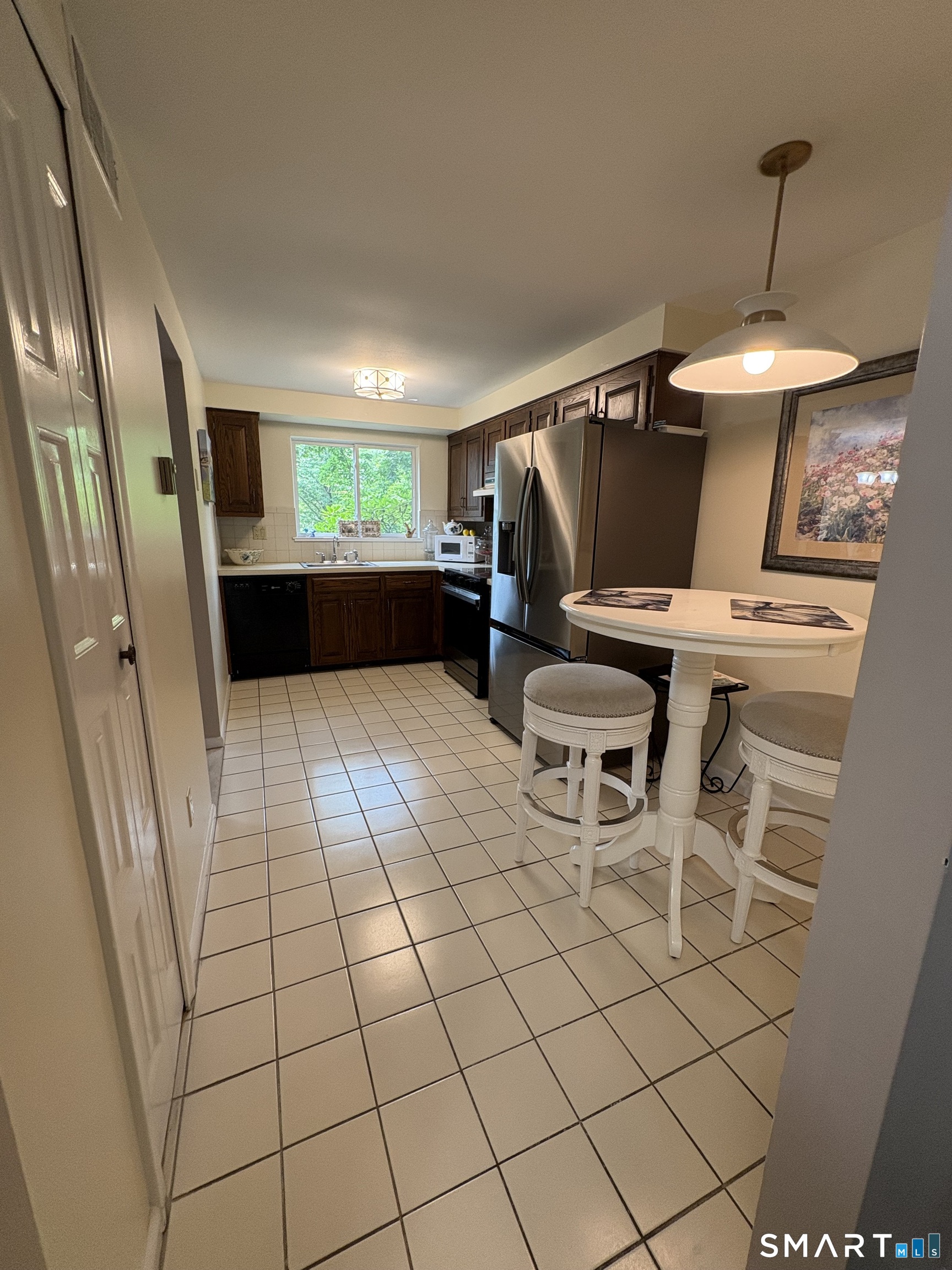 35 Harbour Village Branford CT 06405