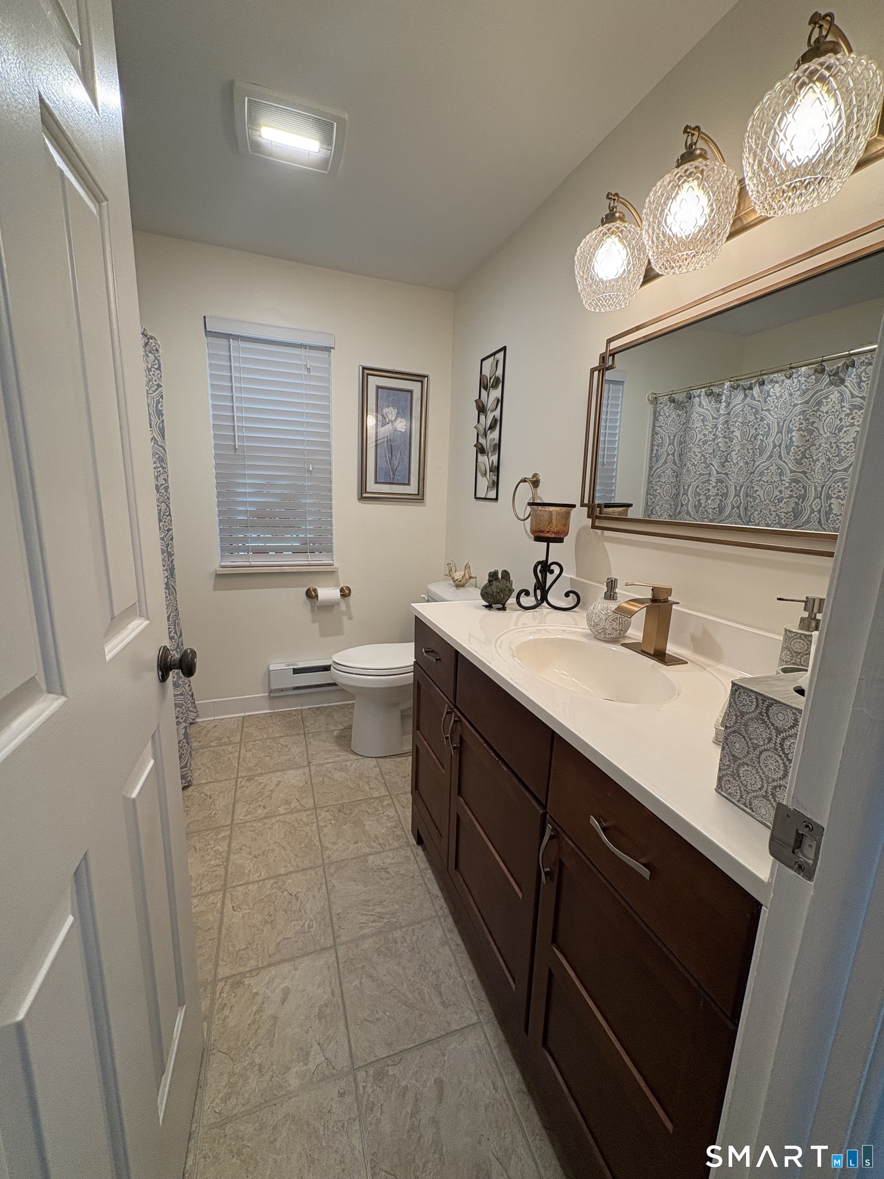 35 Harbour Village Branford CT 06405