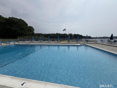 35 Harbour Village Branford CT 06405