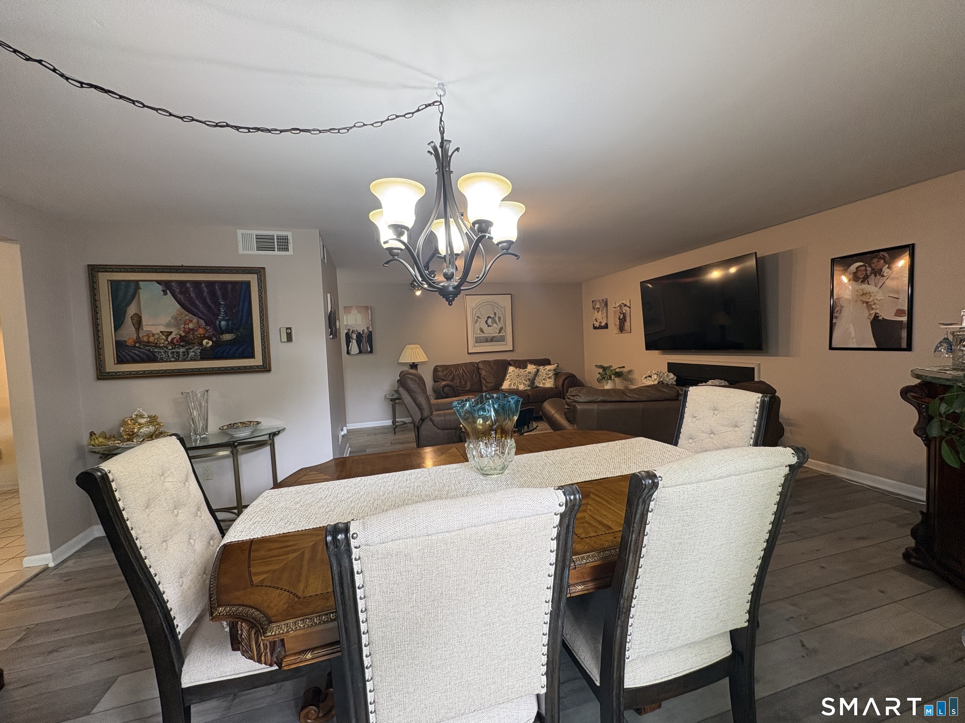 35 Harbour Village Branford CT 06405