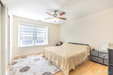 135 Mayfield Drive Trumbull CT 06611